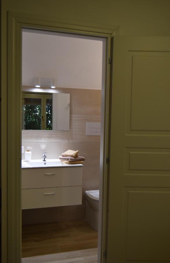 Hotel Stanza al Lungomare Olbia Esterno foto